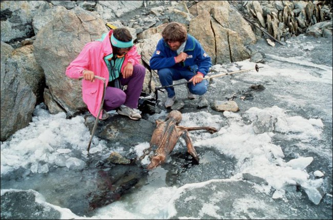 The incredible discovery of a 5,300-year-old ice man's preserved corpse ...