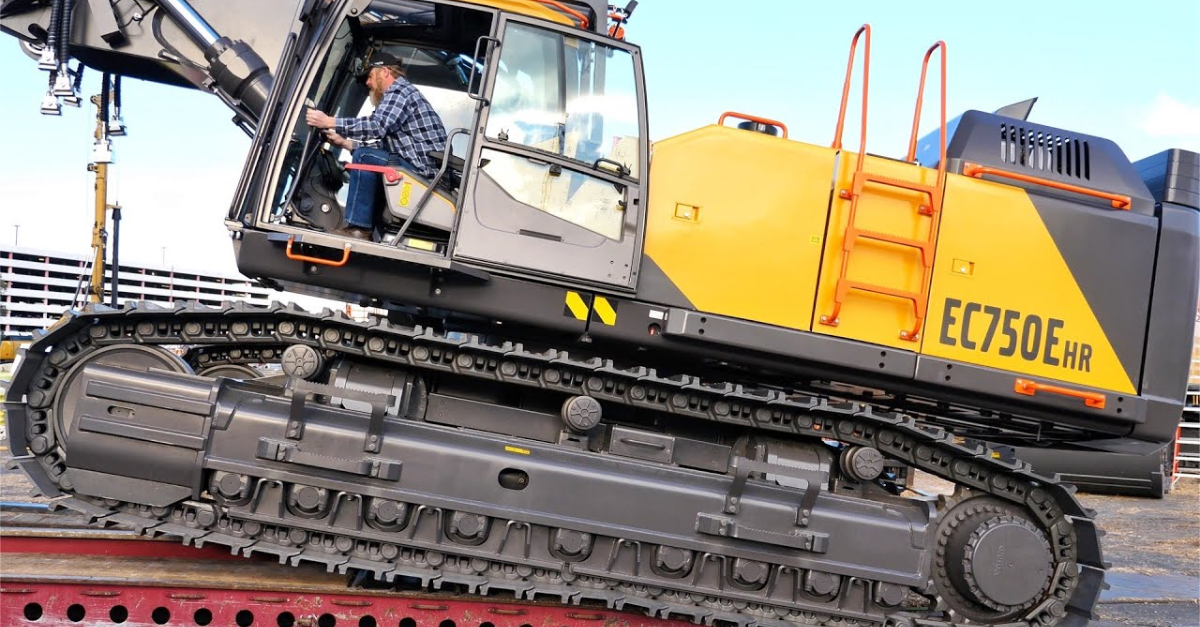Heavy machines Volvo EC750EL excavator takes center stage at Conexpo